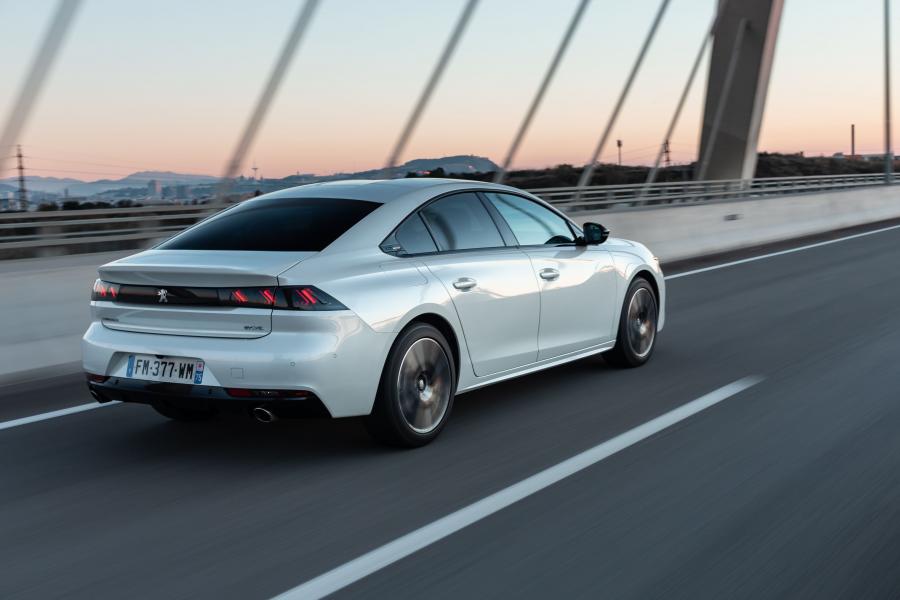  Peugeot 508 GT HYBRID 2019 года  (WW) (фото 20 из 40)